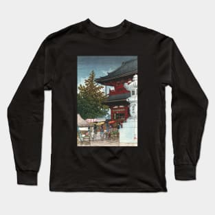 Morning Rain at Asakusa by Kawase Hasui Long Sleeve T-Shirt